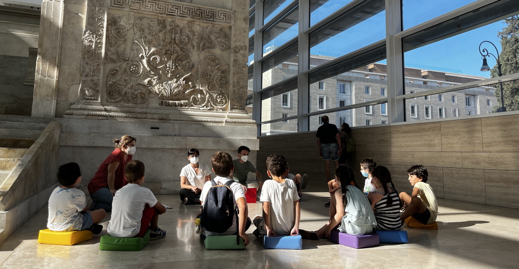 Divertirsi al Museo Divertirsi al Museo