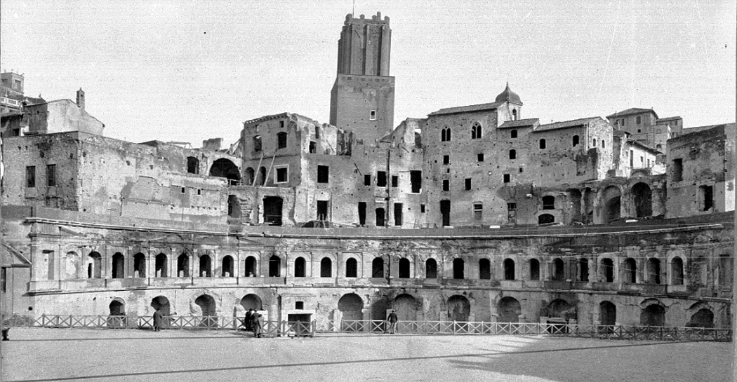 L'area archeologica centrale: piani, progetti, trasformazioni L'area archeologica centrale: piani, progetti, trasformazioni