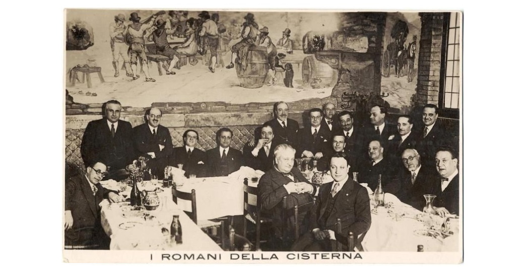 I Romani della Cisterna, 1929, cartolina postale dal Fondo Trilussa, Museo di Roma in Trastevere I Romani della Cisterna, 1929, cartolina postale dal Fondo Trilussa, Museo di Roma in Trastevere