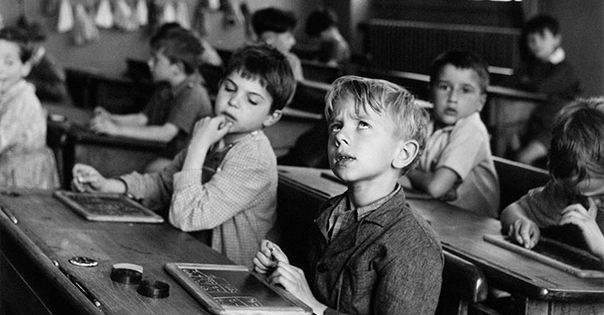 Robert Doisneau - L'information scolaire, Paris 1956
