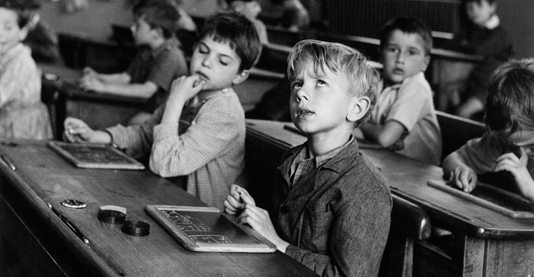 Robert Doisneau - L'information scolaire, Paris 1956 Robert Doisneau - L'information scolaire, Paris 1956