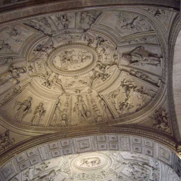 Volte in stucco dello Scalone del Palazzo dei Conservatori Volte in stucco dello Scalone del Palazzo dei Conservatori