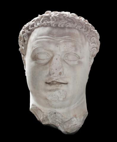 Napoli, Museo Archeologico Nazionale di Napoli inv. 110892, marmo: su Concessione del Ministero della Cultura – Museo Archeologico Nazionale di Napoli