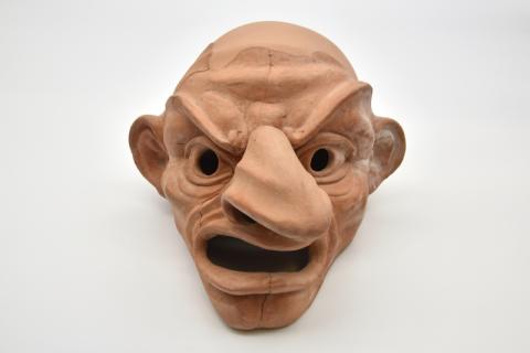 5.	Maschera di attore di farsa fliacica Taranto, Museo Archeologico Nazionale di Taranto