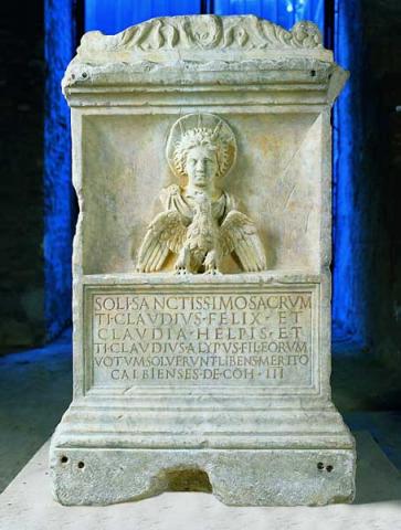Ara dedicata al dio Sole e agli dei di Palmira Ara dedicata al dio Sole e agli dei di Palmira