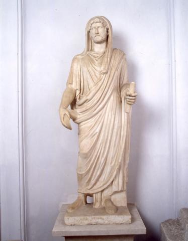 Statua di Adriano, come Pontifex Maximus Statua di Adriano, come Pontifex Maximus