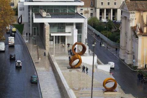 Vista Aerea Museo con le 4 sculture monumentali di Beverly Pepper - Foto di Gianfranco Gorgoni (all rights reserved)