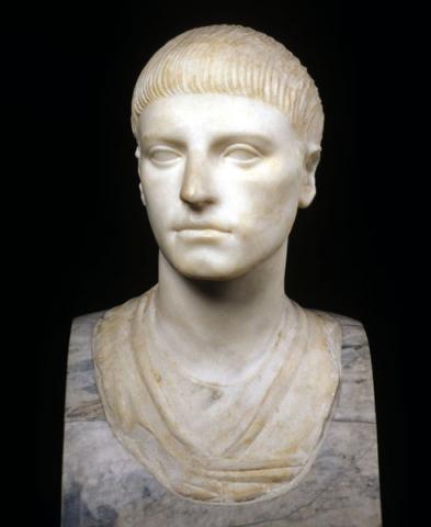 Ritratto di auriga, Su concessione del ministero per i Beni e le Attività Culturali – Soprintendenza Speciale per i Beni Archeologici di Roma Museo Nazionale Romano – Palazzo Massimo alle Terme Ritratto di auriga, Su concessione del ministero per i Beni e le Attività Culturali – Soprintendenza Speciale per i Beni Archeologici di Roma Museo Nazionale Romano – Palazzo Massimo alle Terme